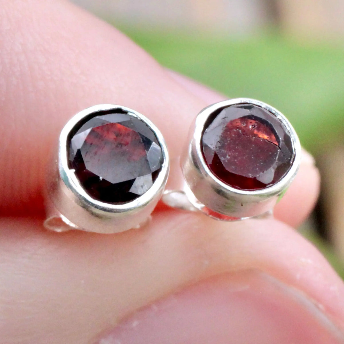 Garnet Round Stud Earrings - Sterling Silver