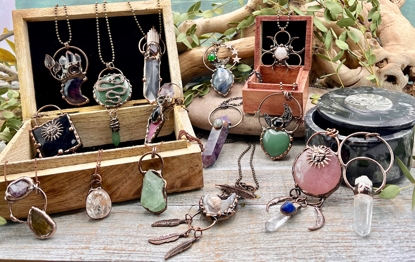 Rock Mama - Rocks, Crystals & Jewelry, Chakra, Zodiac Sign, Intention ...