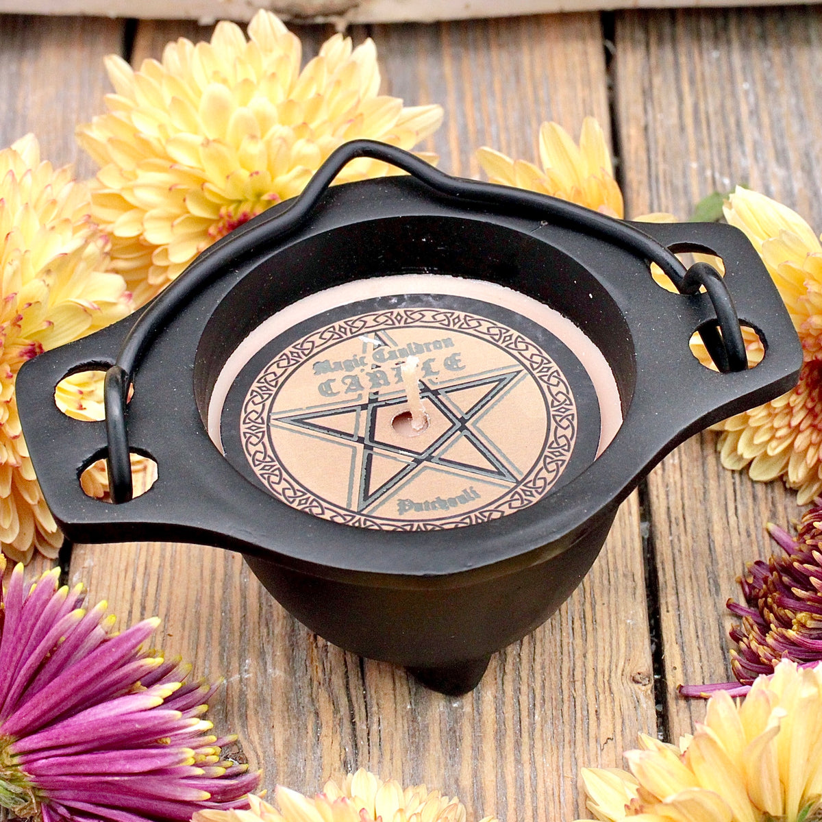 Cauldron Candle - Patchouli