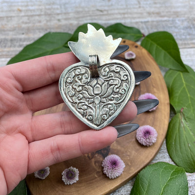 Chrysocolla Sacred Heart Pendant back