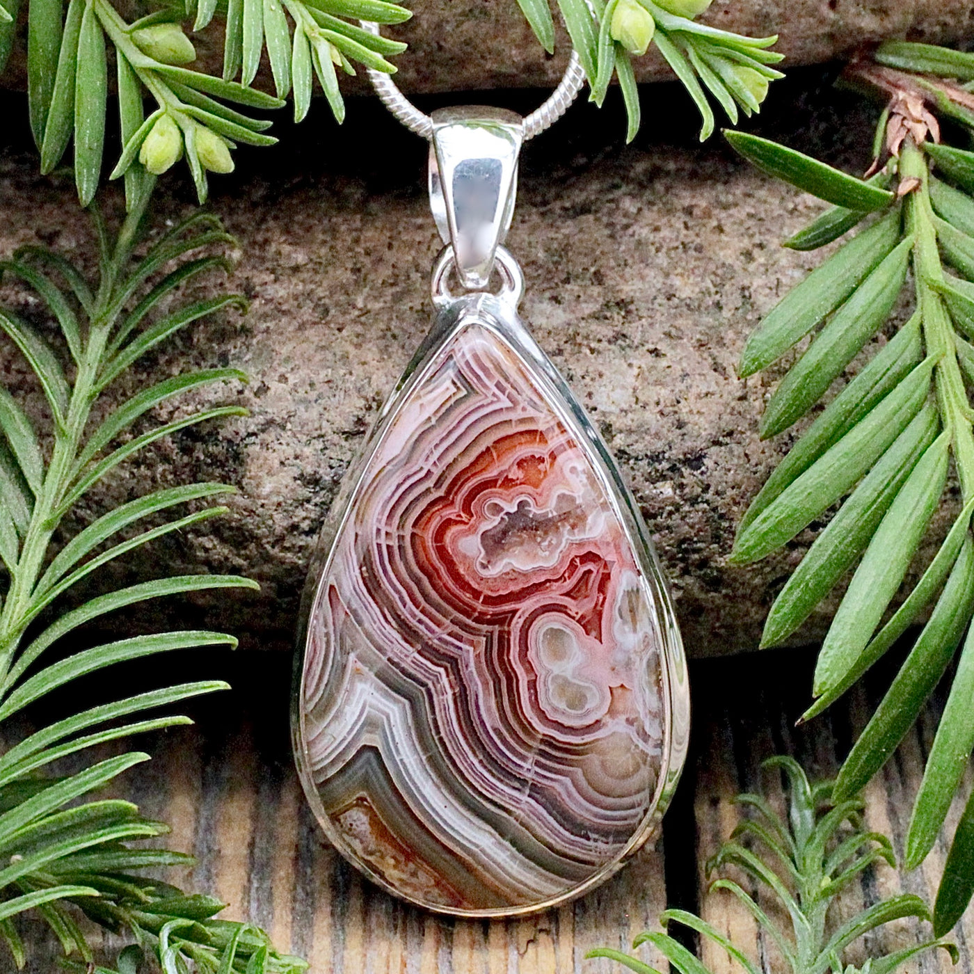 Laguna Lace Agate Pendant