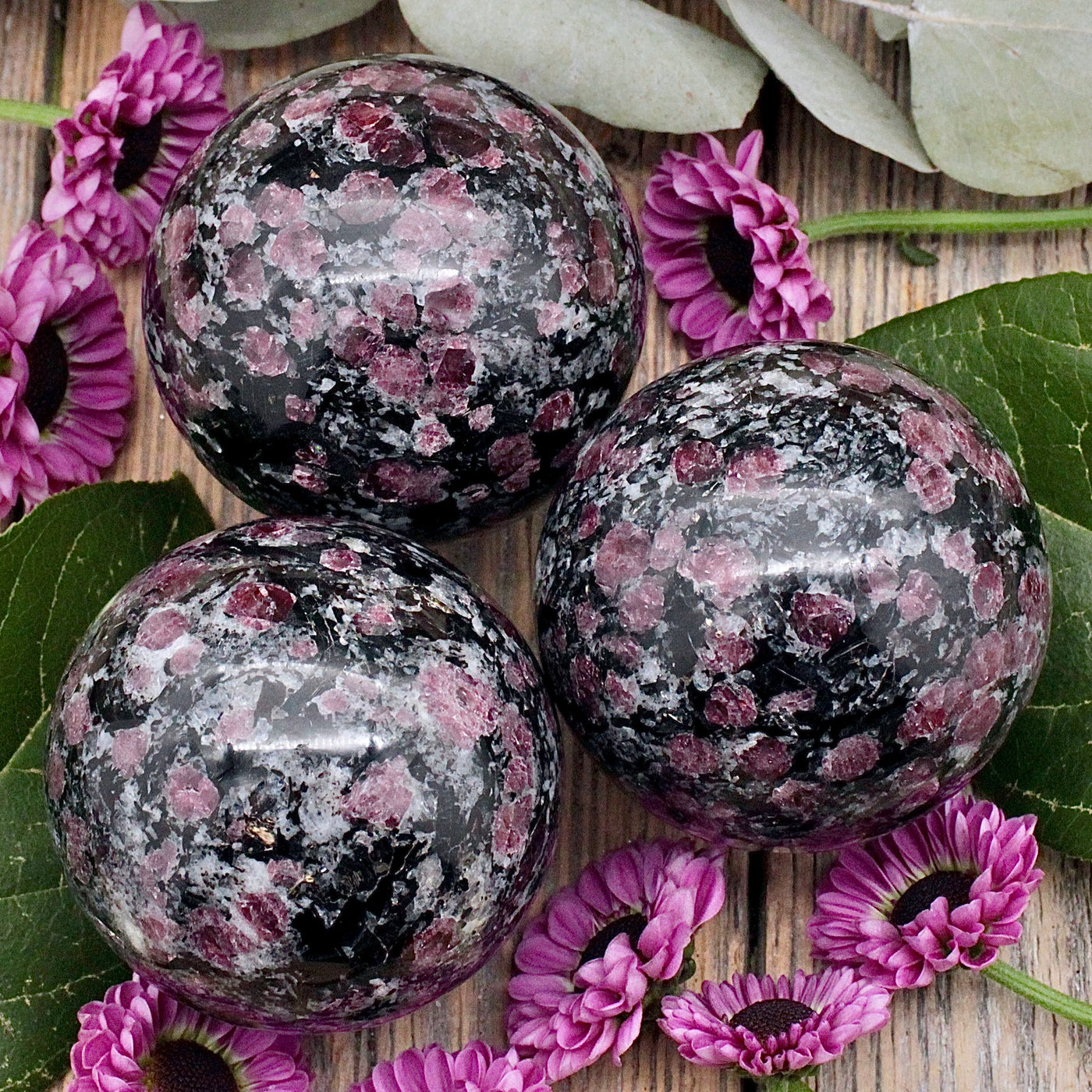 RC10202-Spinel-Sphere