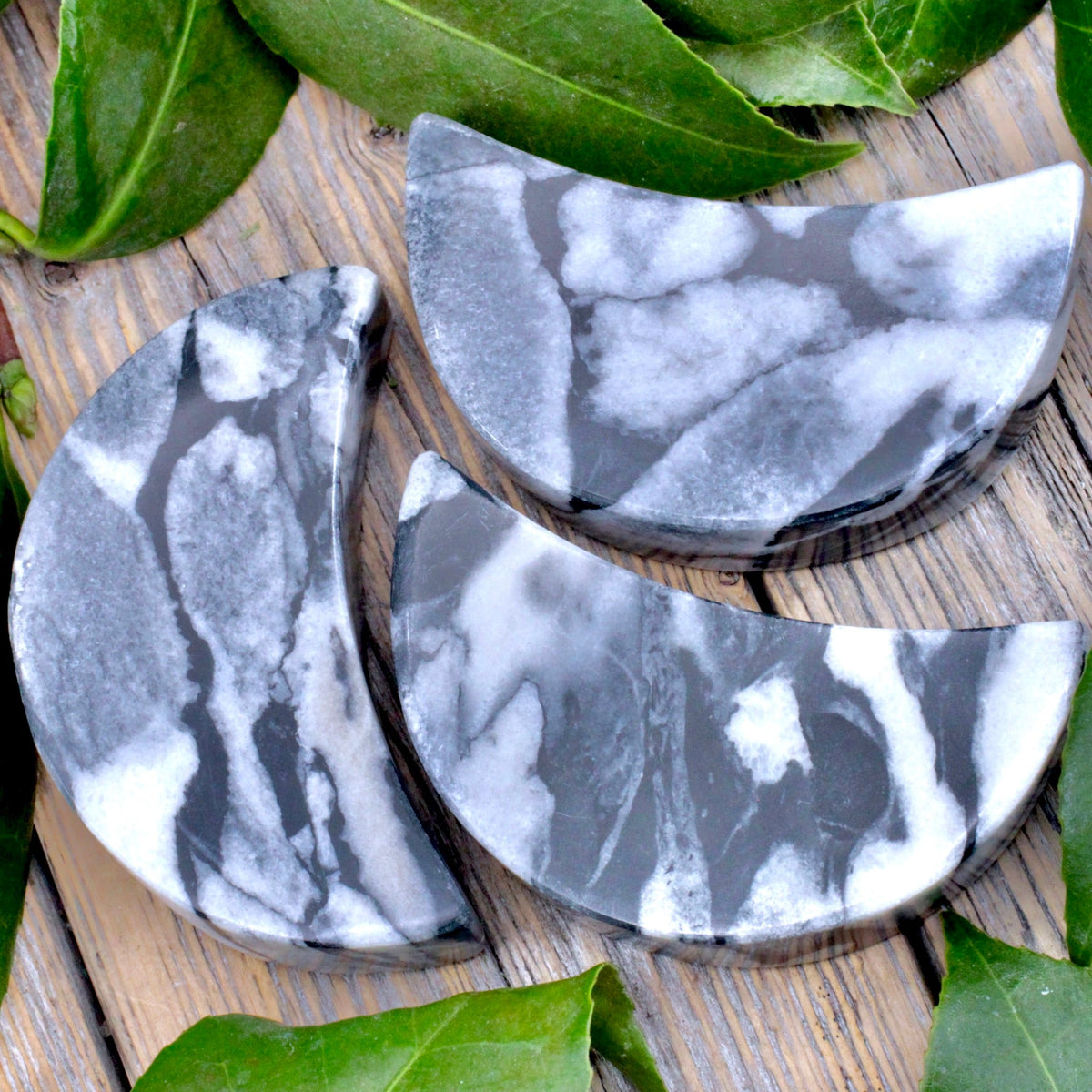 Shell Jasper Moon Carving