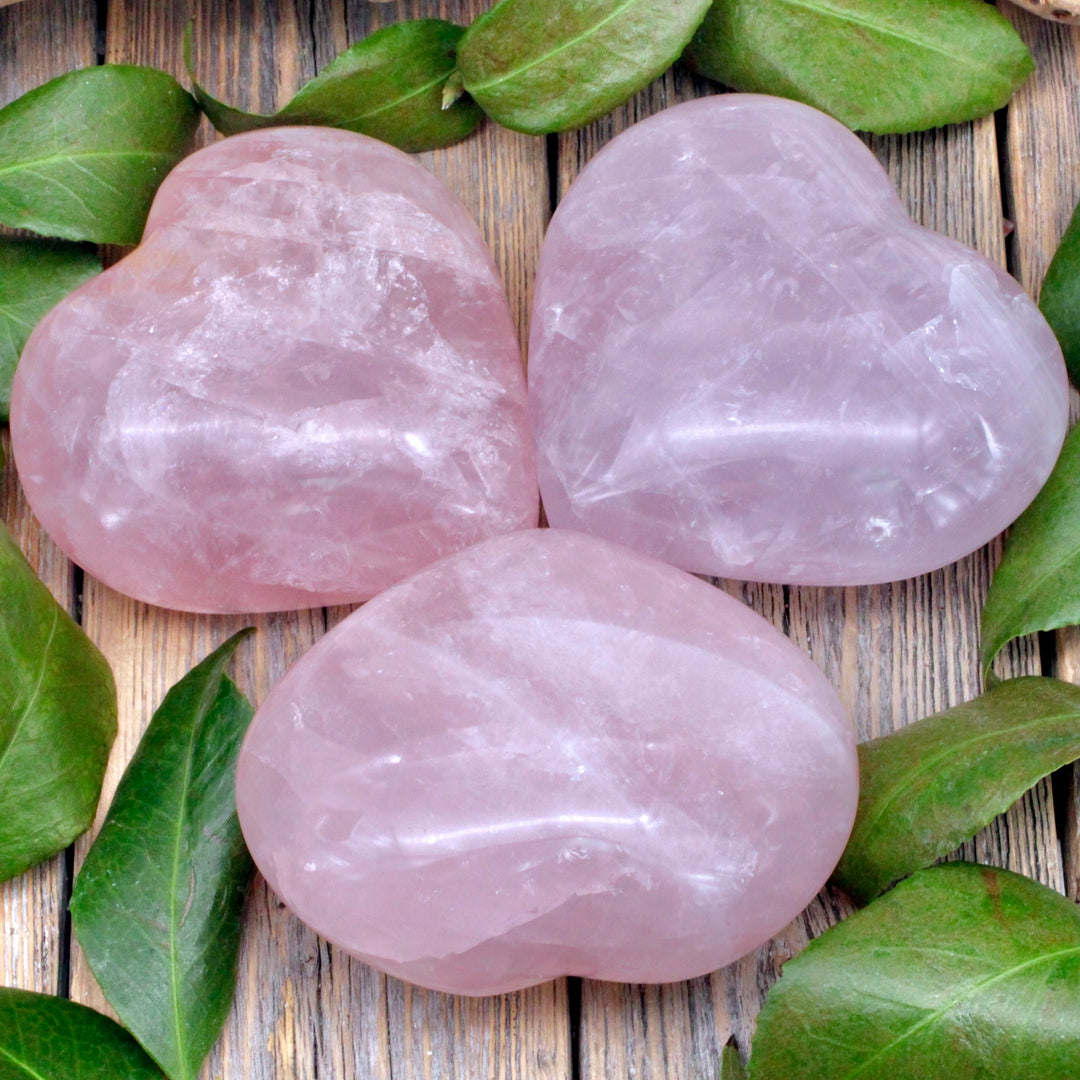 thumbnail image 2 of Natural Pink Rose Quartz Crystal - Carved Heart Shape - Healing Love Gemstone (Approx. 25mm) 2 of 3