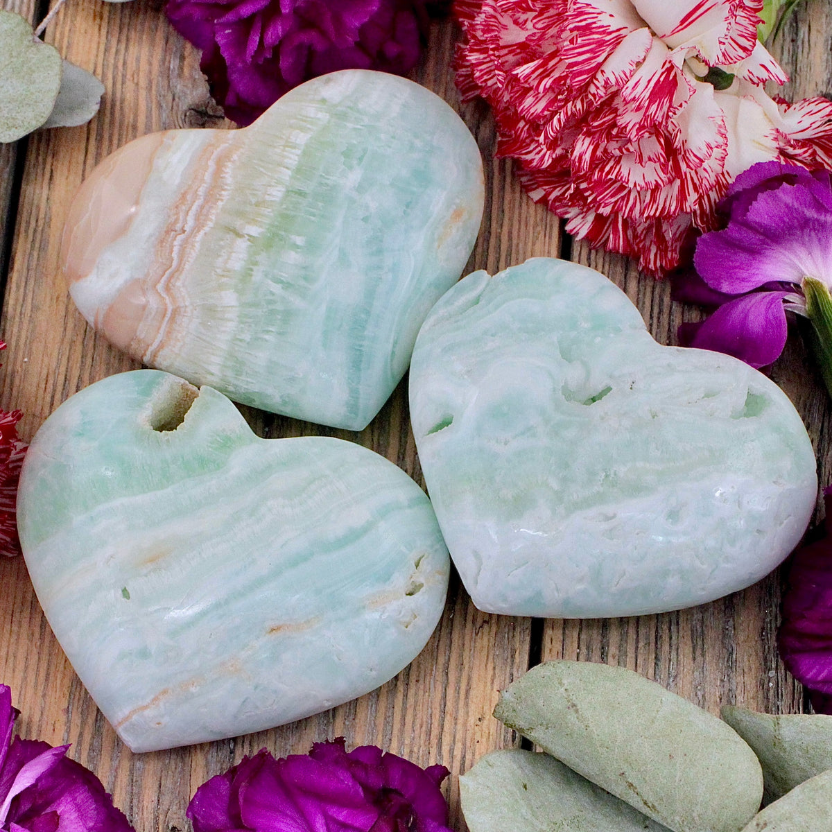 RC9979-Caribbean-Calcite-Heart-A