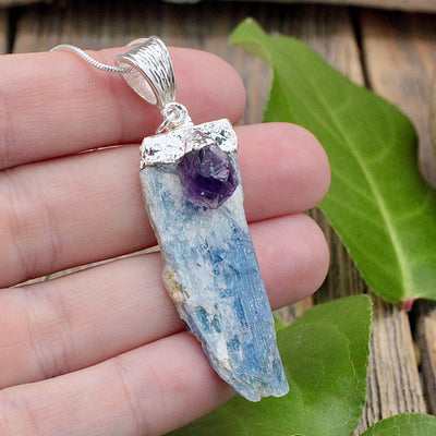 SC1526-Kyanite-and-Amethyst-Pendant-Crystal-Dreams-2