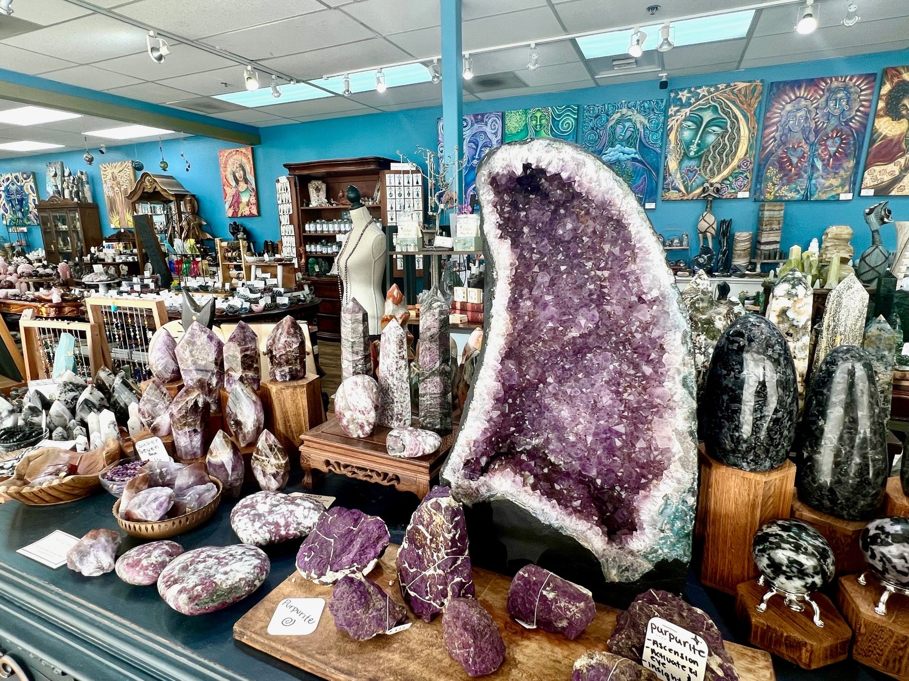 Our Location - Rock Mama Store - Sacramento, California – RockMama.com