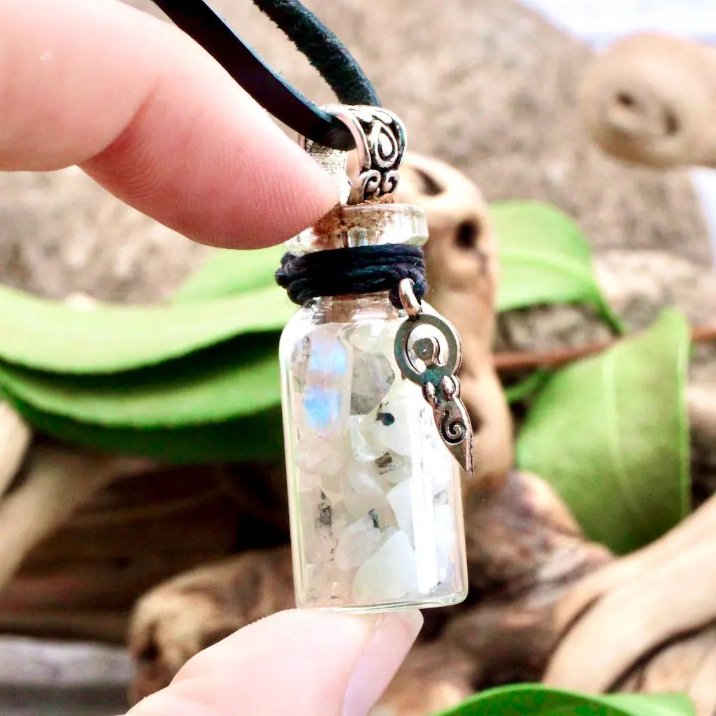 Intuition Spell Jar with Rainbow Moonstone Necklace