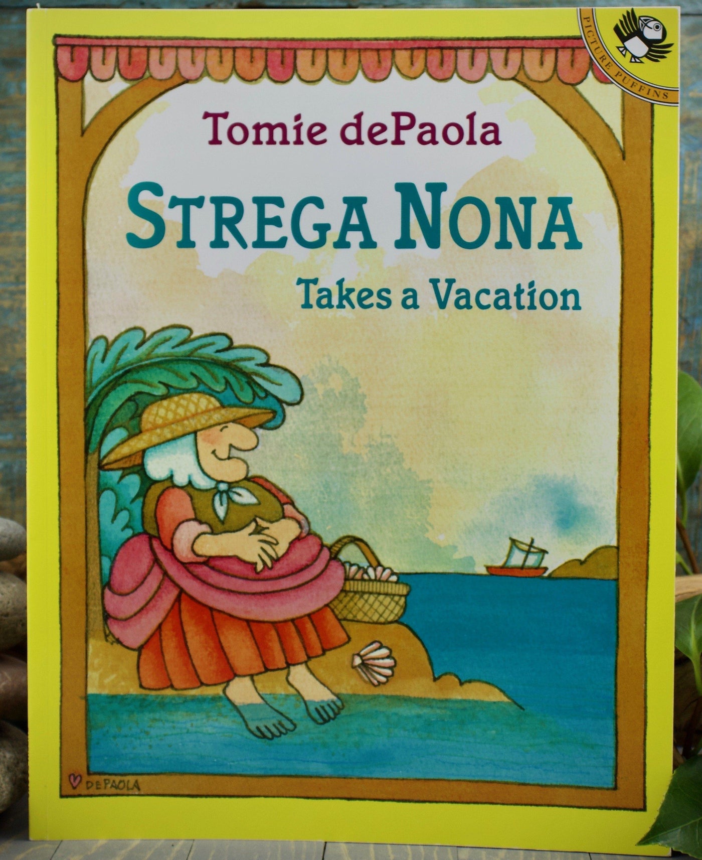 Strega Nona Takes a Vacation